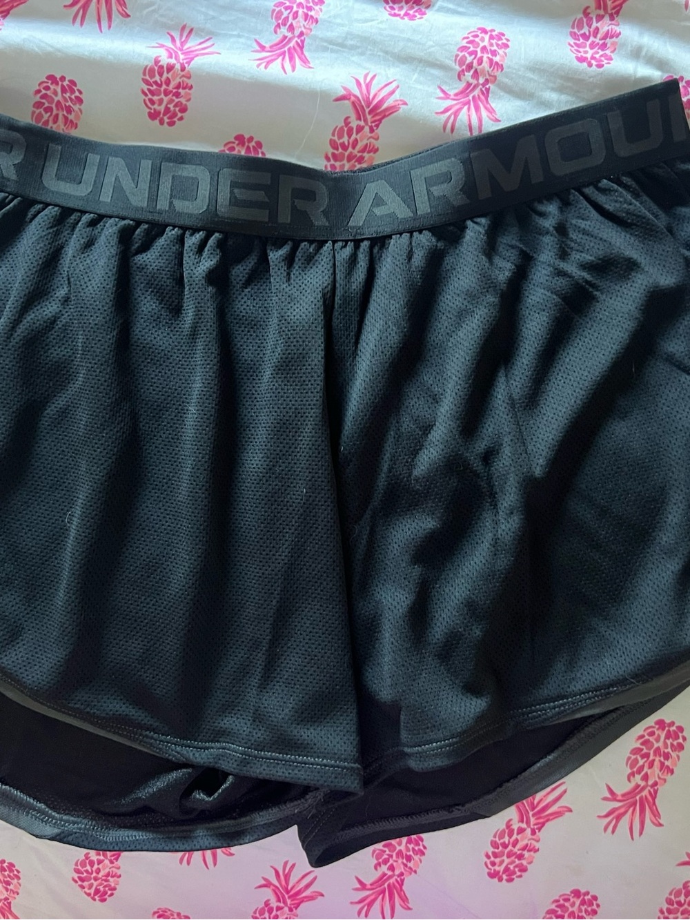 NWOT women’s Large Under Armour Shorts